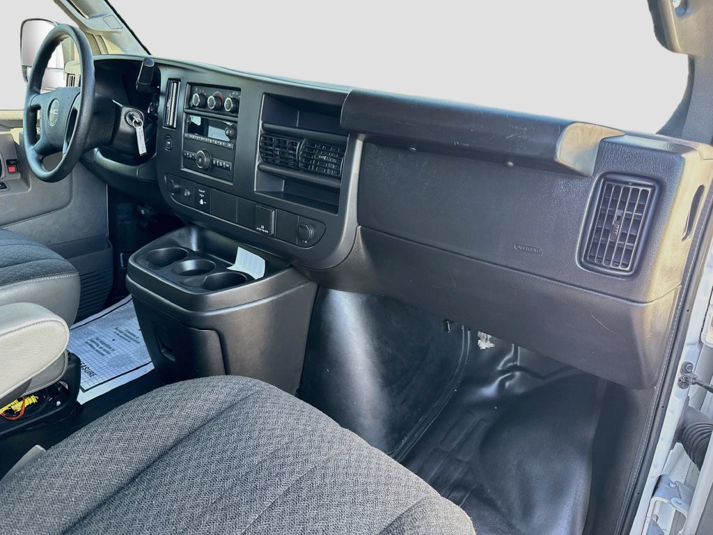 Used 2025 GMC Savana 2500 w/ Driver Convenience Package RWD image 28