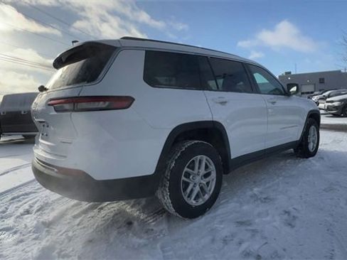 Used 2023 Jeep Grand Cherokee L Laredo w/ Luxury Tech Group I image 8