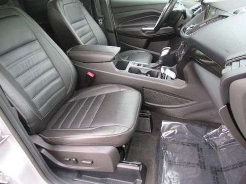 Used 2018 Ford Escape Titanium image 11