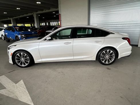 Used 2021 Cadillac CT5 Premium Luxury RWD image 2