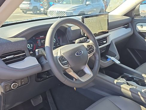 New 2026 Ford Explorer Active w/ Active Comfort Package AWD/4WD image 12