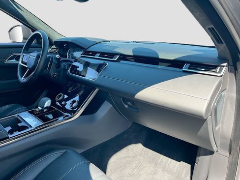 Used 2022 Land Rover Range Rover Velar R-Dynamic S image 29