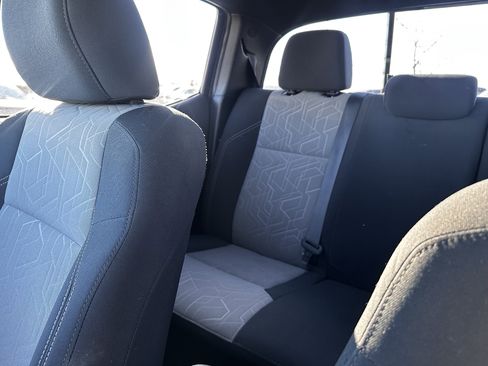 Used 2023 Toyota Tacoma TRD Off-Road image 12