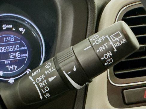 Used 2018 Honda HR-V EX image 16