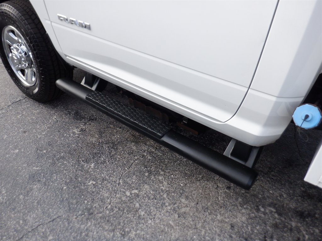 Used 2020 RAM 3500 SLT w/ Quick Order Package 2YG SLT RWD image 10
