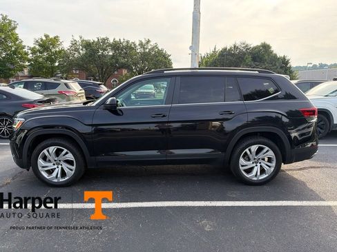 Used 2022 Volkswagen Atlas SE FWD image 2