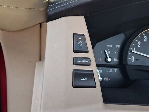 Used 2008 Cadillac XLR image 28