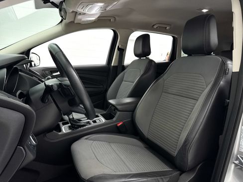 Used 2018 Ford Escape SE w/ SE Sport Appearance Package FWD image 14