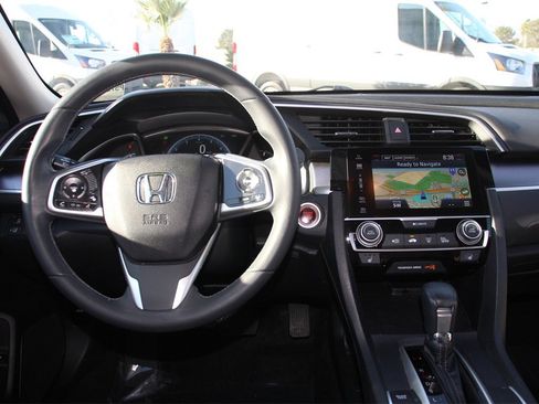 Used 2016 Honda Civic Touring image 15