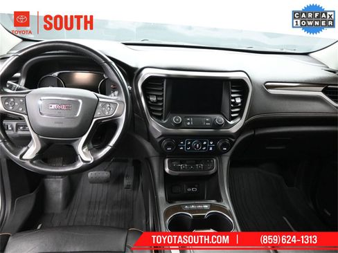 Used 2022 GMC Acadia AT4 w/ Technology Package image 10