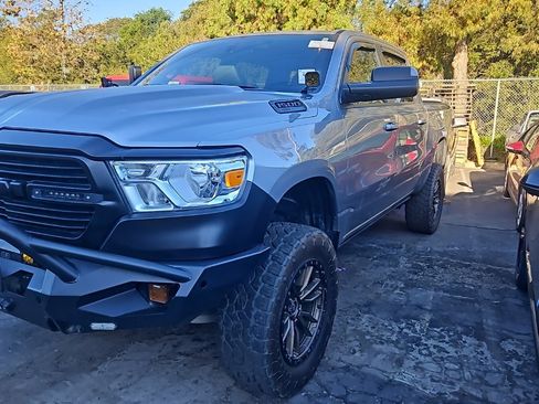Used 2021 RAM 1500 Big Horn image 3