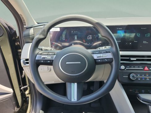 Certified 2026 Hyundai Tucson SE FWD image 10