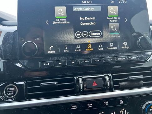 Used 2024 Nissan Pathfinder Platinum image 15