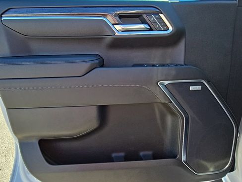 Certified 2025 Chevrolet Silverado 1500 LTZ w/ LTZ Premium Package image 15