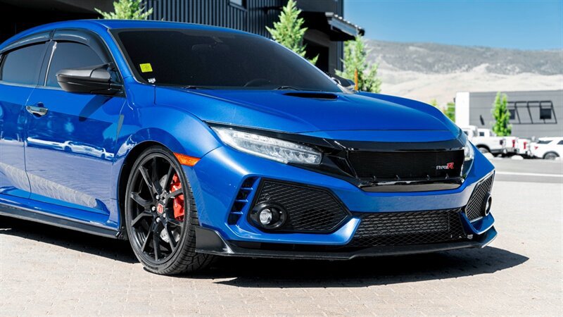 Used 2018 Honda Civic Type R image 9