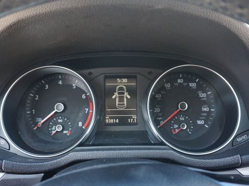 Used 2018 Volkswagen Passat 2.0T R-Line image 14