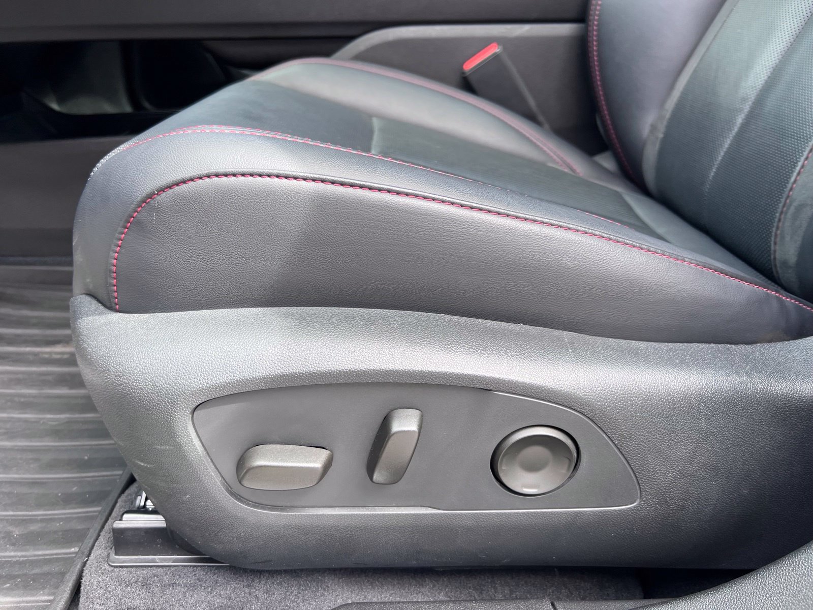 Used 2024 Acura ZDX A-Spec RWD image 34
