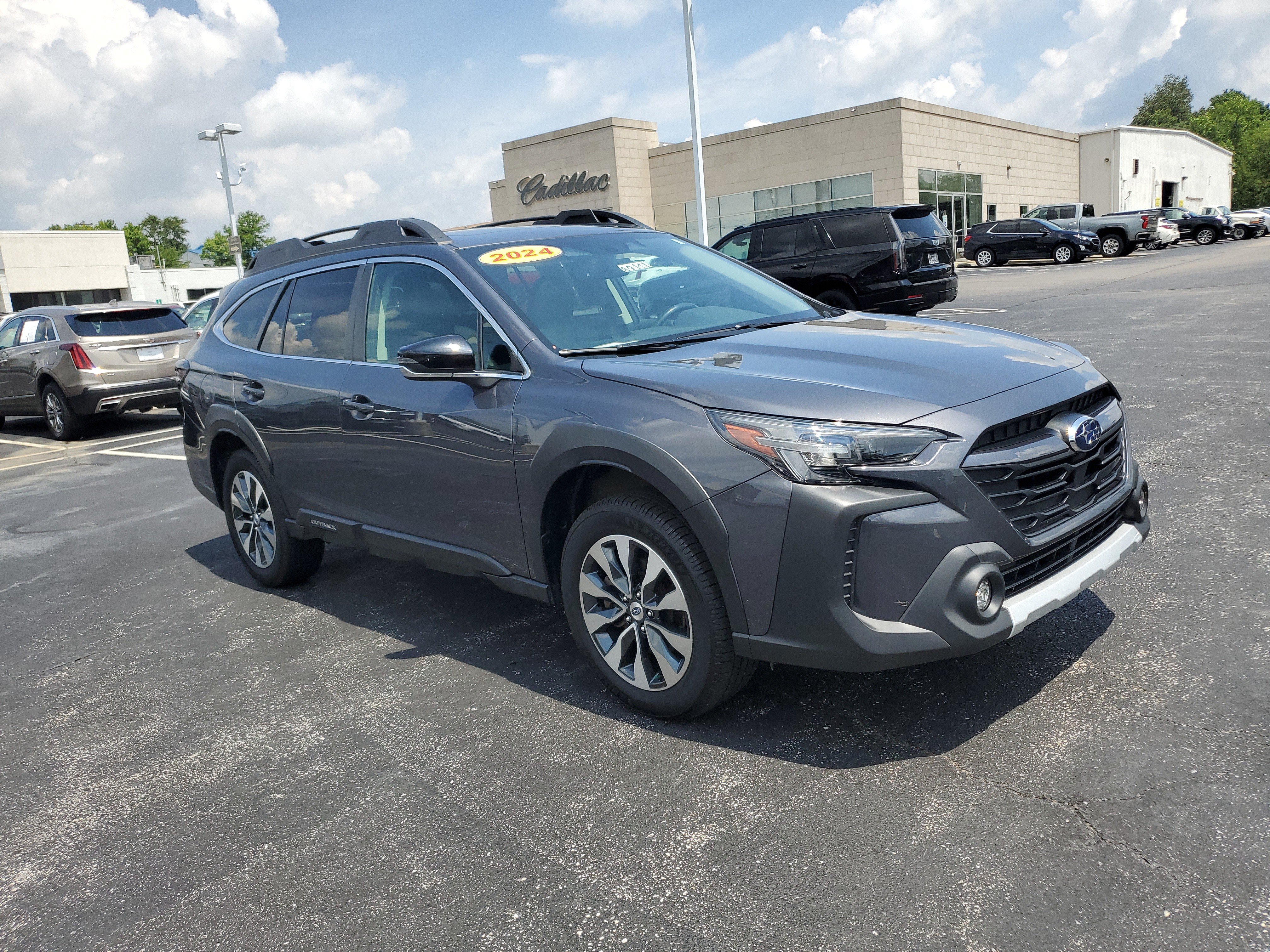 Used 2024 Subaru Outback Limited AWD/4WD image 4