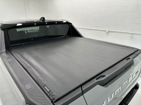 Used 2025 GMC Hummer EV 3X AWD/4WD image 40