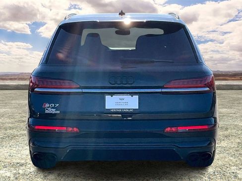 Used 2021 Audi SQ7 Prestige w/ Prestige Package image 6