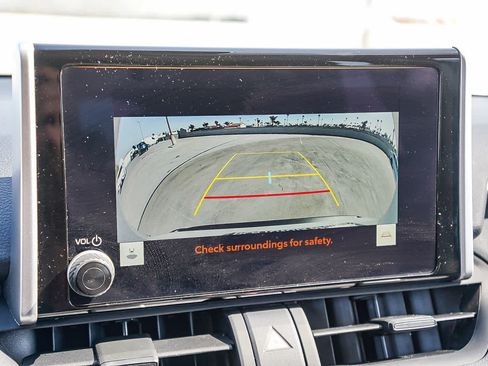 Certified 2025 Toyota RAV4 XLE image 28