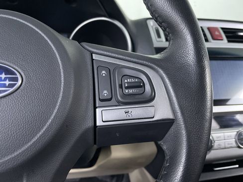 Used 2015 Subaru Legacy 2.5i Premium AWD/4WD image 24