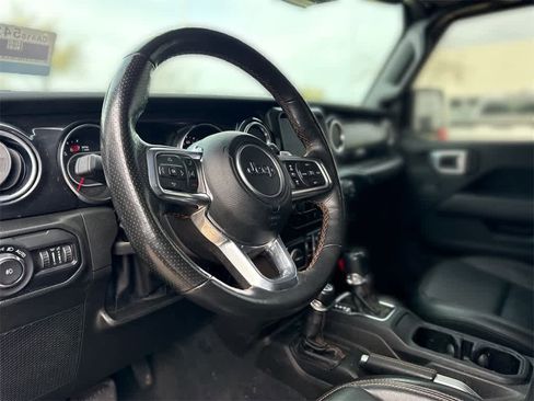 Used 2022 Jeep Wrangler Unlimited Rubicon w/ Trailer Tow Package image 2