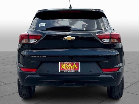 Certified 2021 Chevrolet TrailBlazer LS image 4
