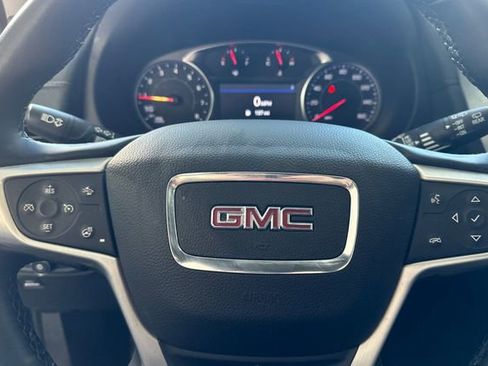 Used 2024 GMC Terrain SLT image 26
