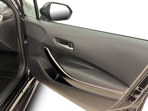 Used 2024 Toyota Corolla XSE FWD image 15