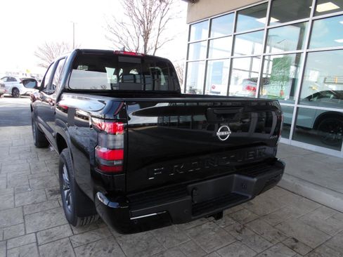 New 2026 Nissan Frontier SV w/ SV Convenience Package AWD/4WD image 6