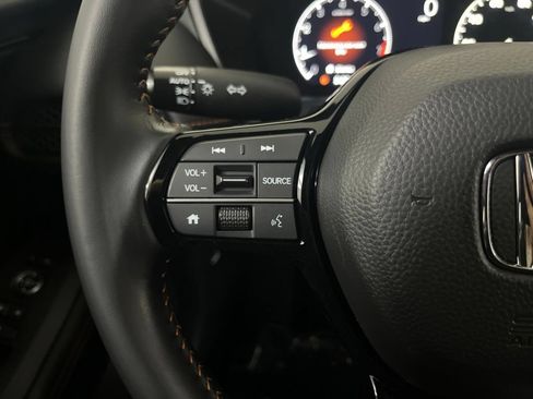 Used 2025 Honda HR-V Sport image 59