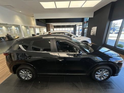 Used 2024 MAZDA CX-5 AWD 2.5 S w/ Select Package image 8