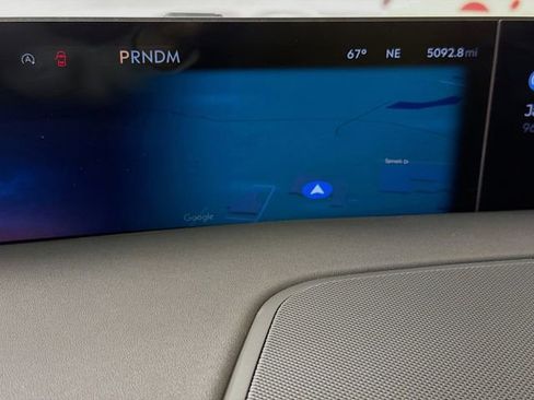 New 2025 Lincoln Navigator Reserve w/ Jet Appearance Package AWD/4WD image 13
