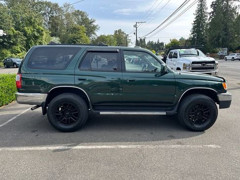 Used 1999 Toyota 4Runner SR5 AWD/4WD image 4