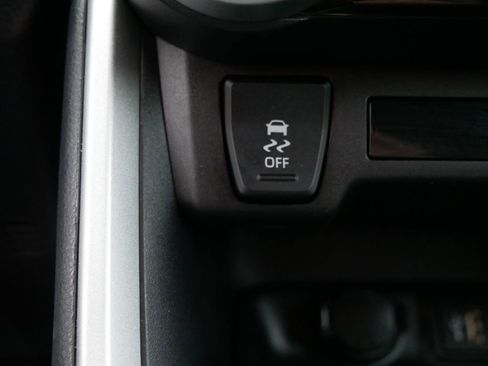 Certified 2025 Toyota RAV4 XLE AWD/4WD image 21