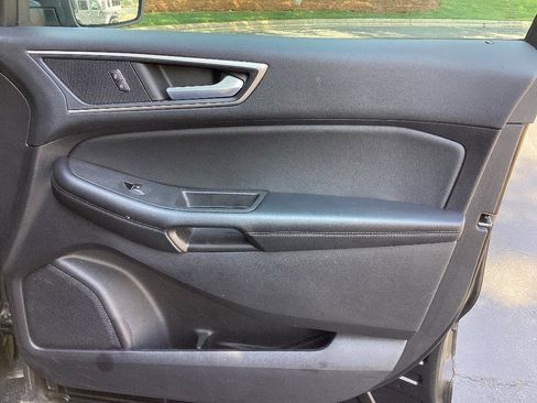 Used 2022 Ford Edge SEL AWD/4WD image 22