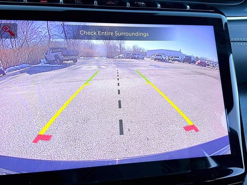 Certified 2024 Jeep Grand Cherokee Limited image 19