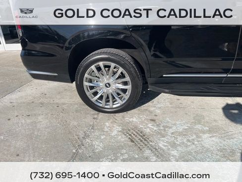 Certified 2023 Cadillac Escalade Premium Luxury image 6