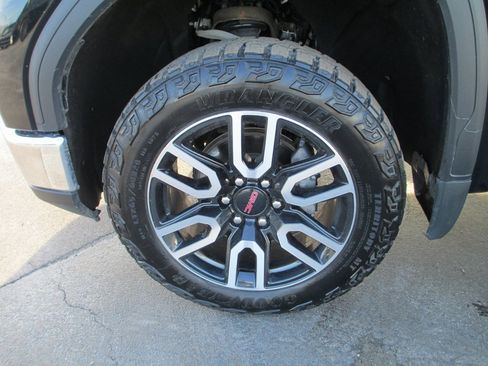 Certified 2022 GMC Sierra 1500 SLT w/ SLT Convenience Package image 13