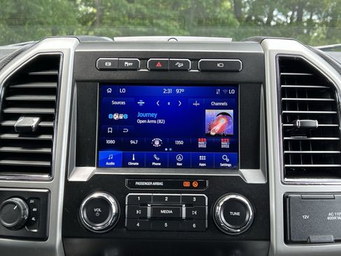 Used 2021 Ford F250 Lariat AWD/4WD image 18