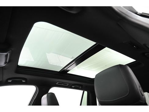 Used 2025 Cadillac XT6 Premium Luxury w/ Technology Package image 38