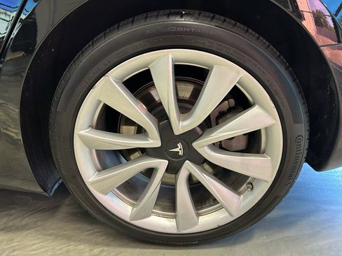 Used 2018 Tesla Model 3 Long Range AWD/4WD image 22