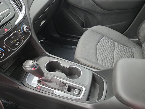 Used 2020 Chevrolet Equinox LT FWD image 23