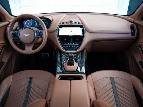 Used 2023 Aston Martin DBX 707 AWD/4WD image 38