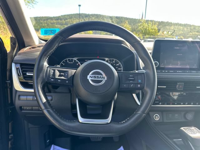 Used 2021 Nissan Rogue SL AWD/4WD image 13