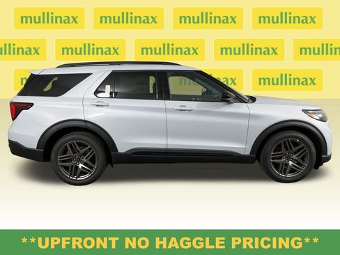 New 2026 Ford Explorer ST image 2