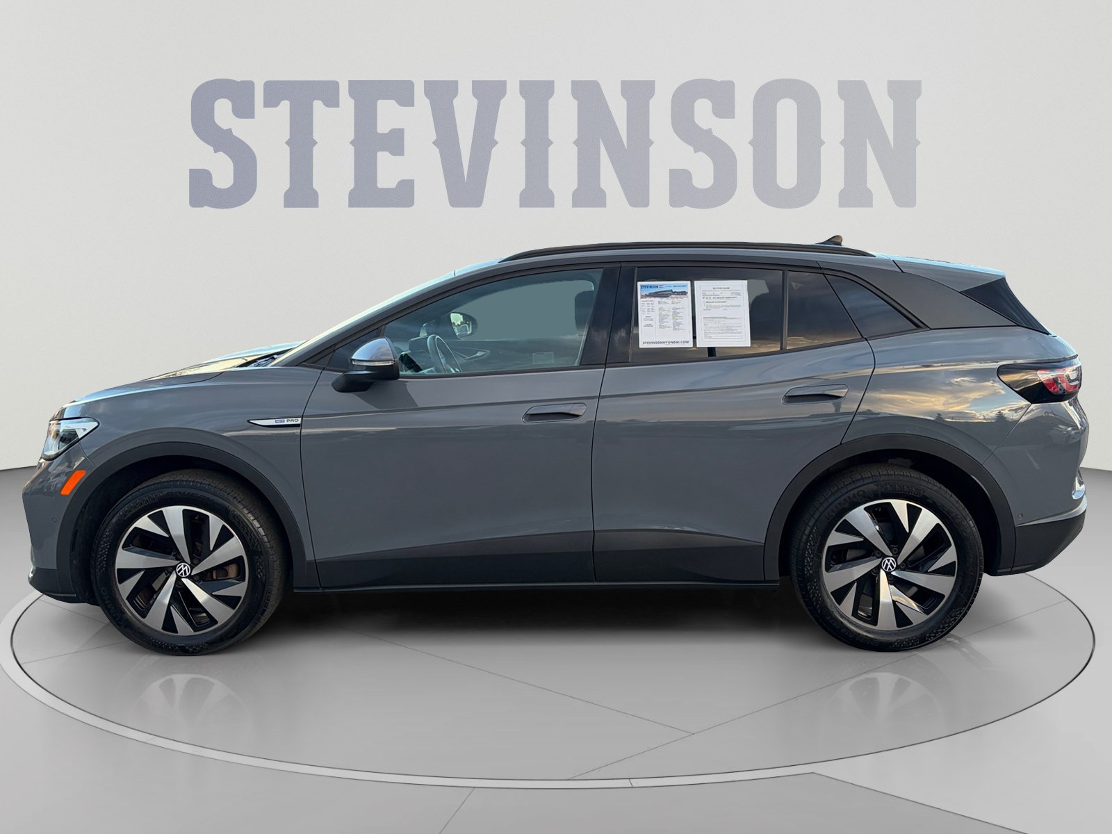 Used 2023 Volkswagen ID.4 Pro AWD/4WD image 2