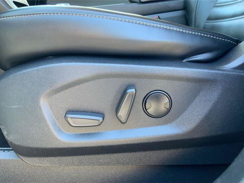 Used 2024 Ford Edge SEL AWD/4WD image 19