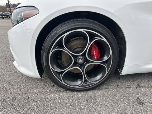 Used 2024 Alfa Romeo Giulia Ti image 5